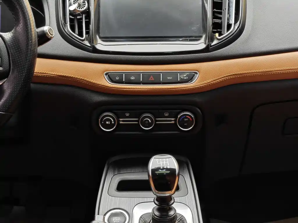 Chery Tiggo 7 2016 1.5T Manual Shine Edition 2017 - thumbnail 18