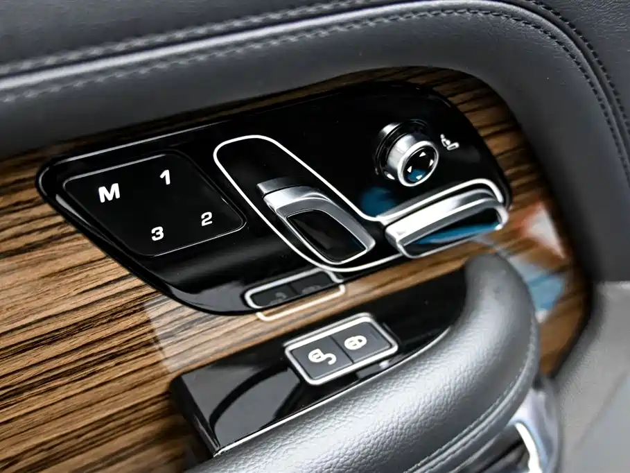 Land Rover Range Rover 2018 3.0 SC V6 Autobiography 2018 - thumbnail 24