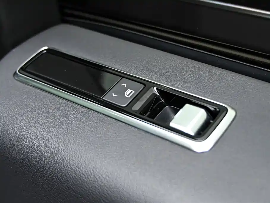 Land Rover Range Rover 2018 3.0 SC V6 Autobiography 2018 - thumbnail 28