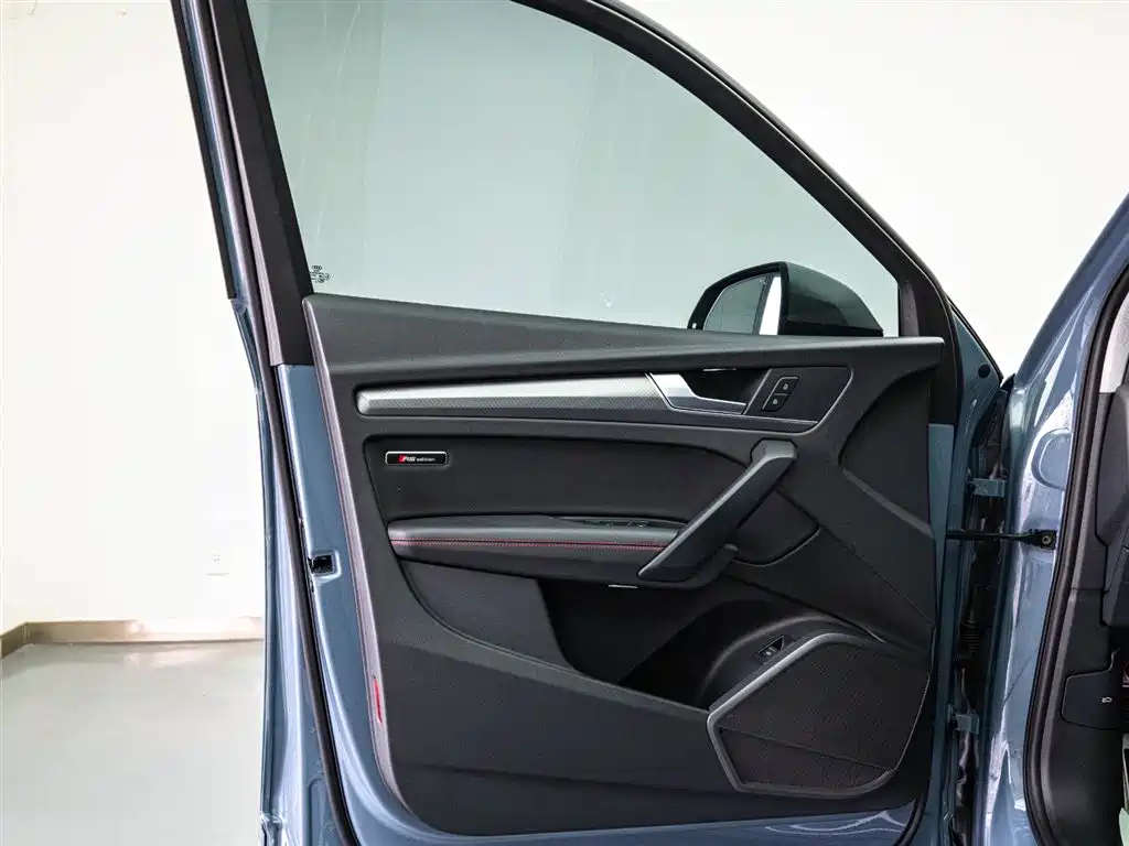 Audi Audi Q5L 2022 40T RS Sport Package 2023 - thumbnail 10