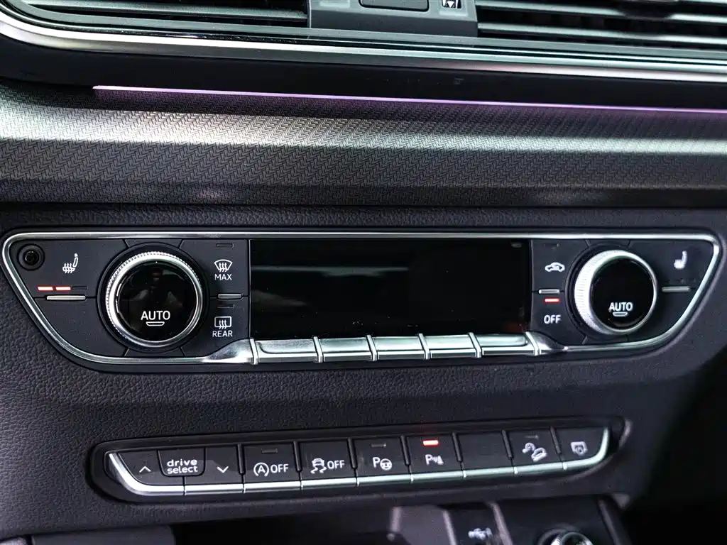 Audi Audi Q5L 2022 40T RS Sport Package 2023 - thumbnail 15
