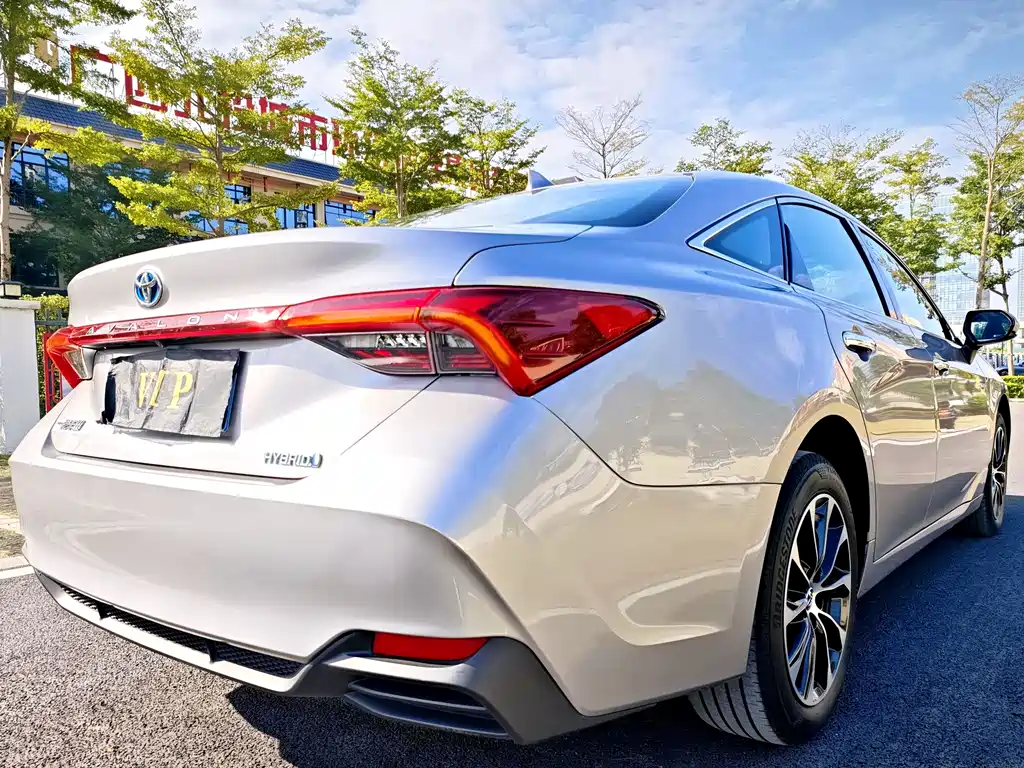 Toyota Toyota Avalon 2023 Hybrid 2.5L Luxury Edition 2024 - thumbnail 10