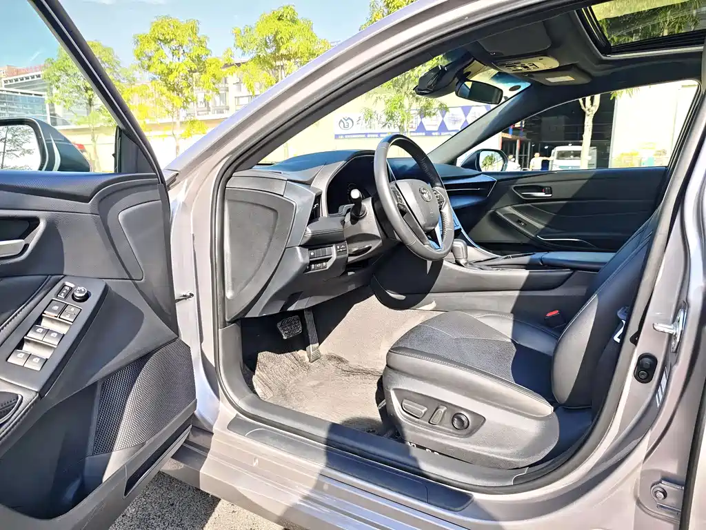 Toyota Toyota Avalon 2023 Hybrid 2.5L Luxury Edition 2024 - thumbnail 13