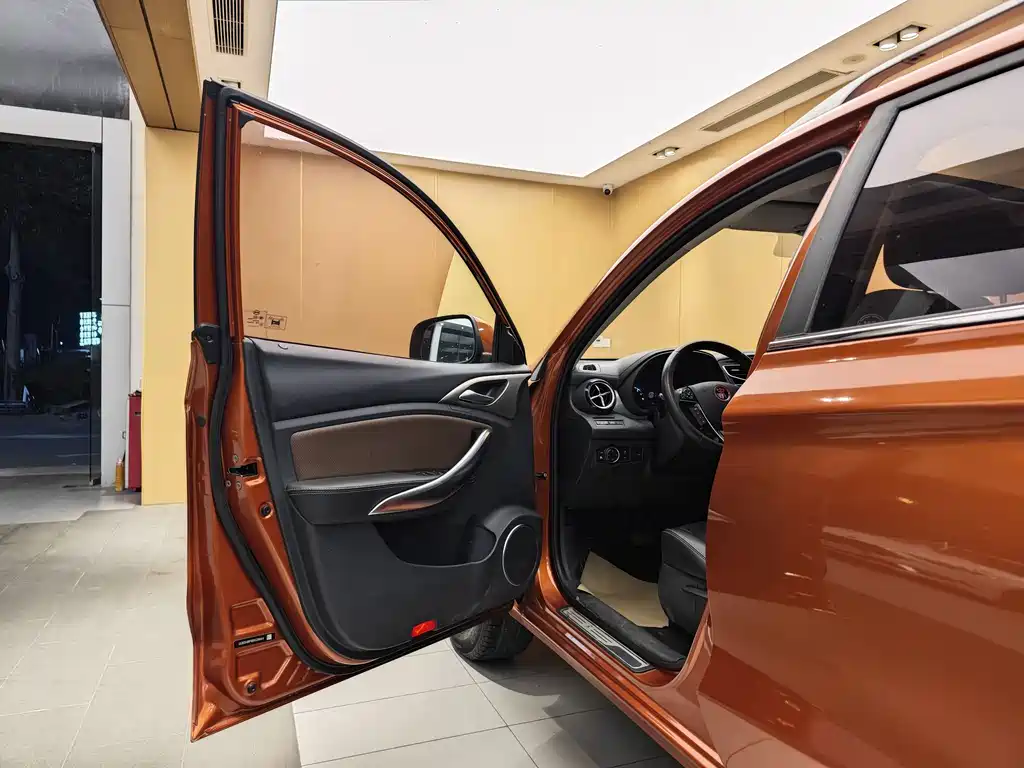 BYD BYD Song 2017 Model Gai Shi Upgrade Edition 1.5TID Automatic Elite Type 2018 - thumbnail 7
