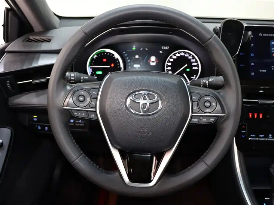 Toyota Toyota Avalon 2023 Hybrid 2.5L Luxury Edition 2024 - thumbnail 13
