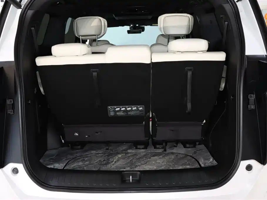 GAC Trumpchi GAC Trumpchi M8 2023 Master Series Hybrid Imperial Edition 2023 - thumbnail 19