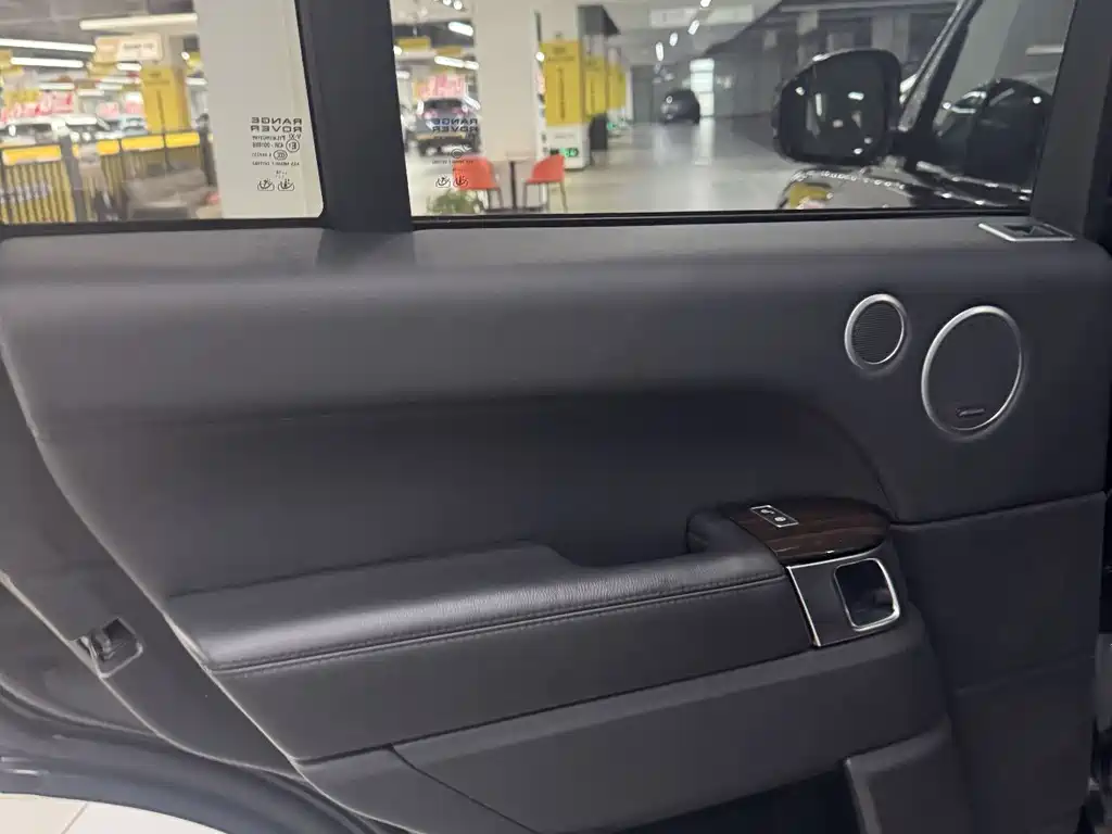 Land Rover Range Rover 2016 3.0 SC V6 Vogue 2016 - thumbnail 14