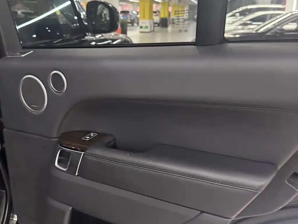 Land Rover Range Rover 2016 3.0 SC V6 Vogue 2016 - thumbnail 16