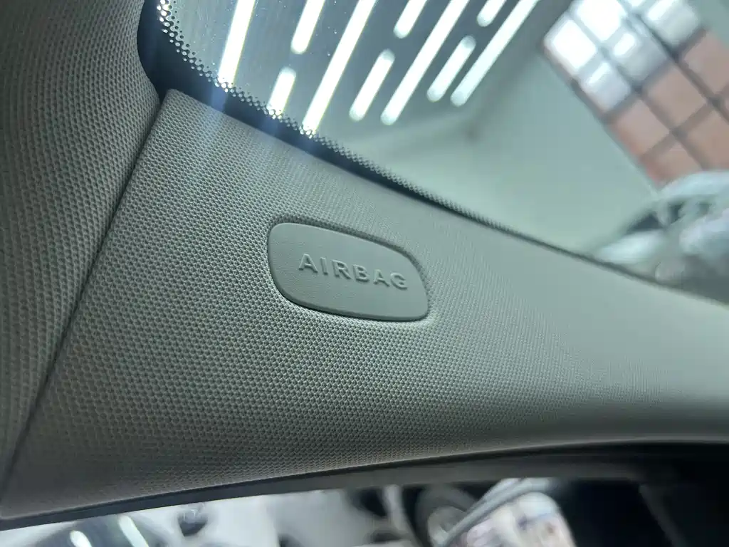 Mercedes-Benz Mercedes-Benz C-Class 2020 Model Year Facelift C 200 L Fashion Sport Edition 2020 - thumbnail 22