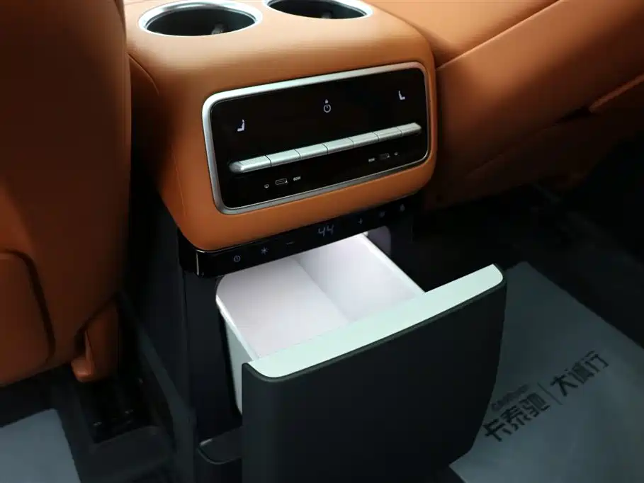 Li Auto Li L9 2022 Max 2023 - thumbnail 22