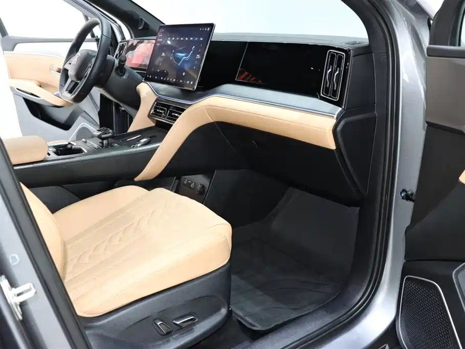 BYD BYD Song L DM-i 2025 Intelligent Driving Edition 112km Premium Model 2025 - thumbnail 8