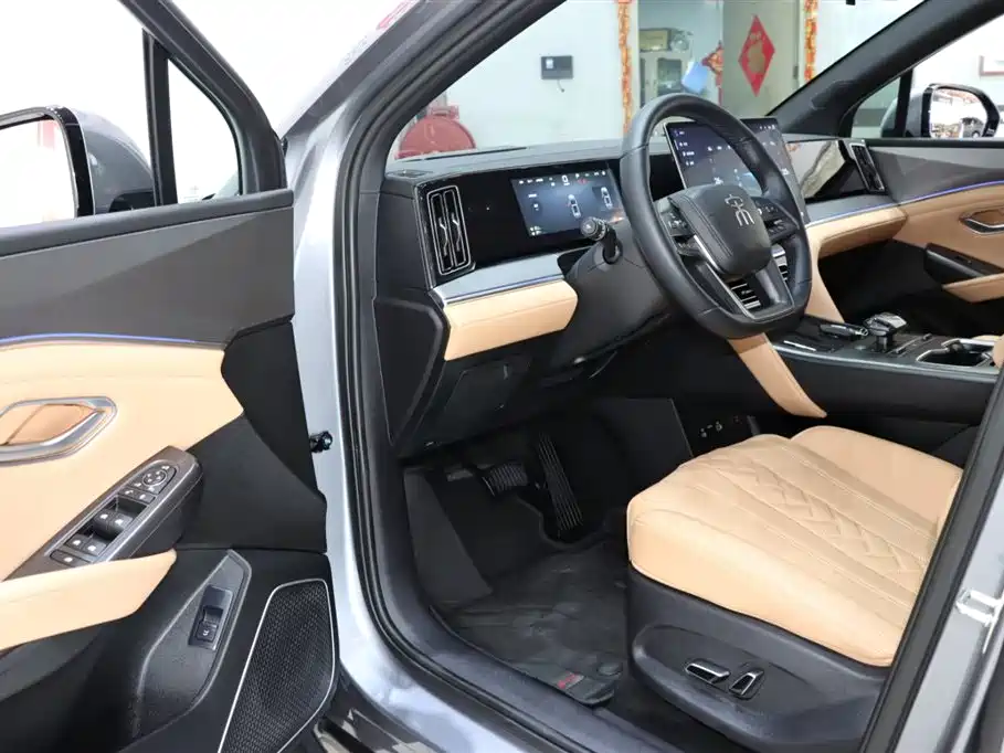 BYD BYD Song L DM-i 2025 Intelligent Driving Edition 112km Premium Model 2025 - thumbnail 9