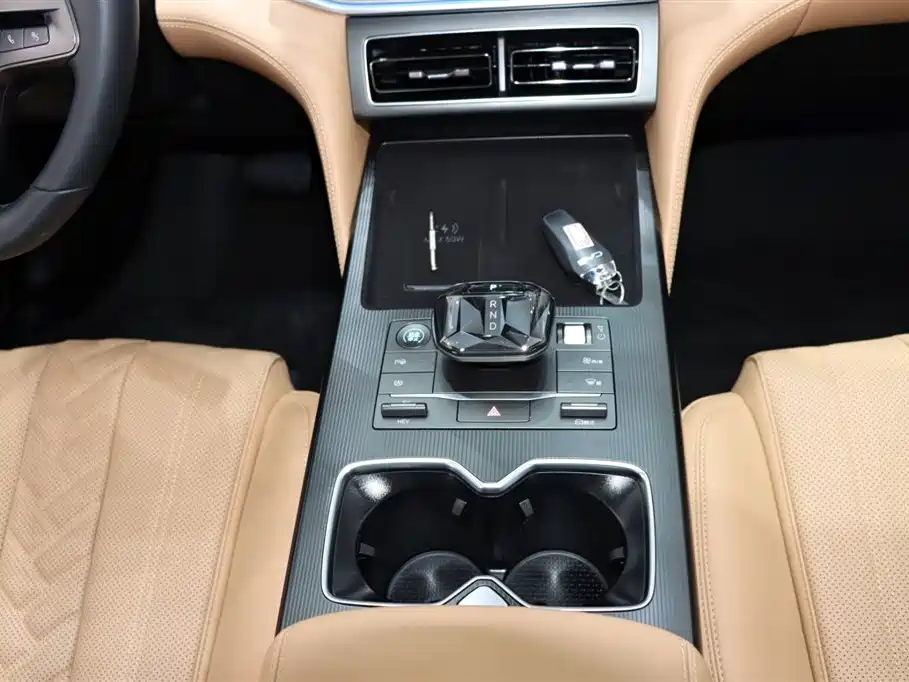 BYD BYD Song L DM-i 2025 Intelligent Driving Edition 112km Premium Model 2025 - thumbnail 15