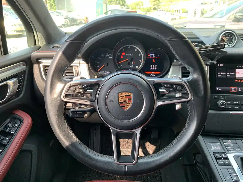 Porsche Porsche Macan 2017 Macan Turbo 3.6T 2017 - thumbnail 8