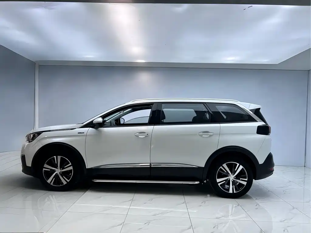 Peugeot Peugeot 5008 2017 380THP 7-seat Premium Edition 2018 - thumbnail 4