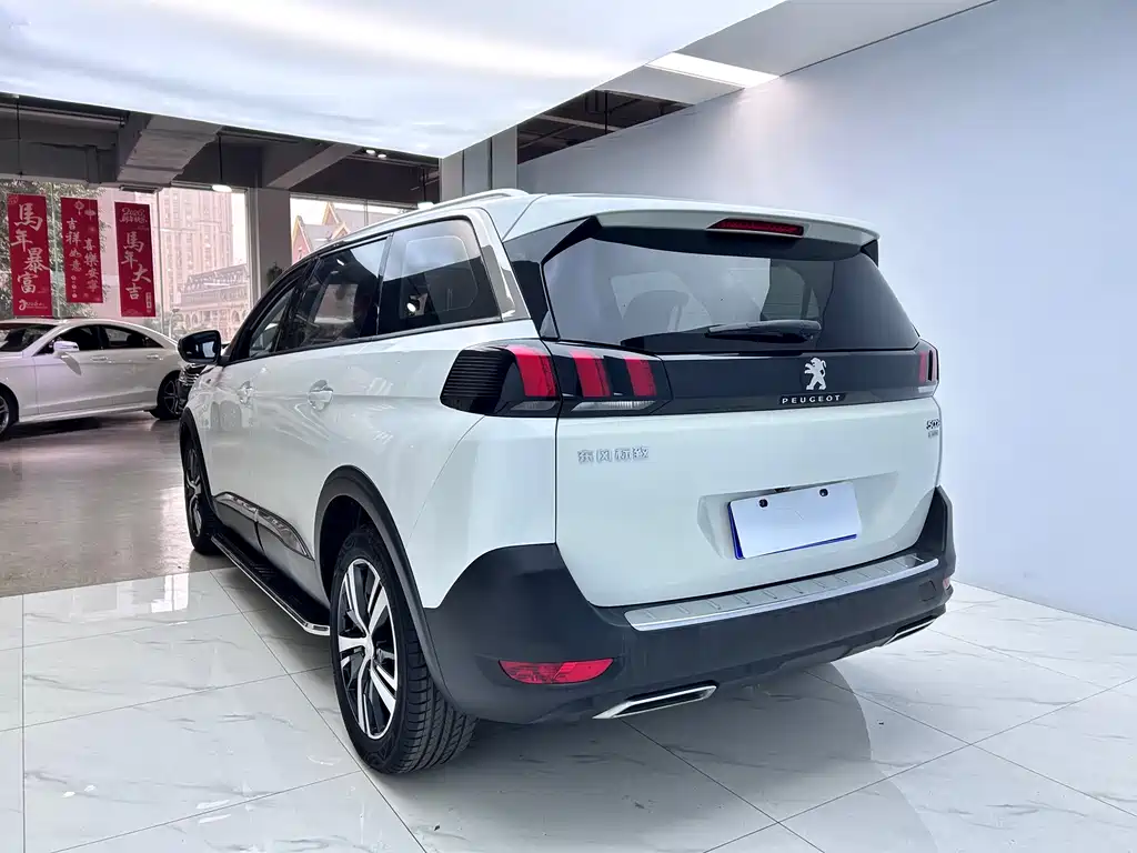 Peugeot Peugeot 5008 2017 380THP 7-seat Premium Edition 2018 - thumbnail 5
