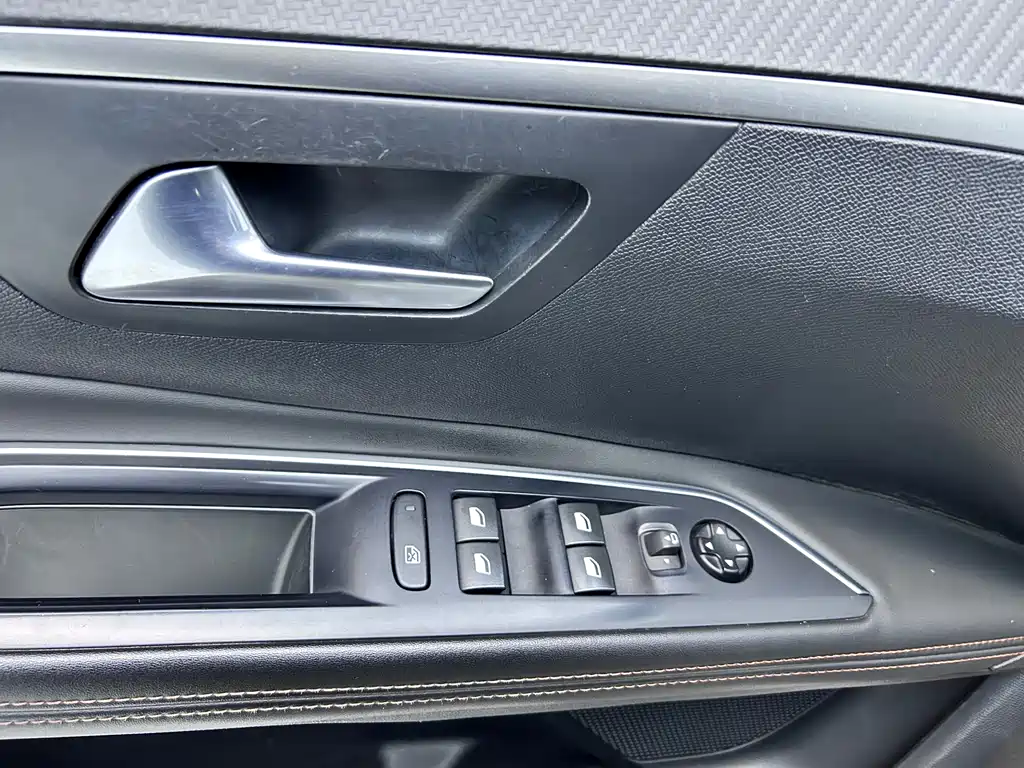 Peugeot Peugeot 5008 2017 380THP 7-seat Premium Edition 2018 - thumbnail 13