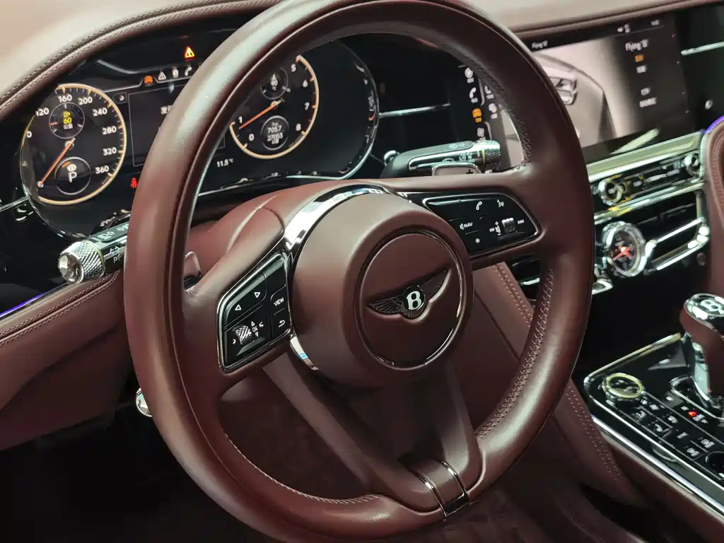 Bentley Bentley Flying Spur 2022 4.0T V8 Standard Edition 2023 - thumbnail 13