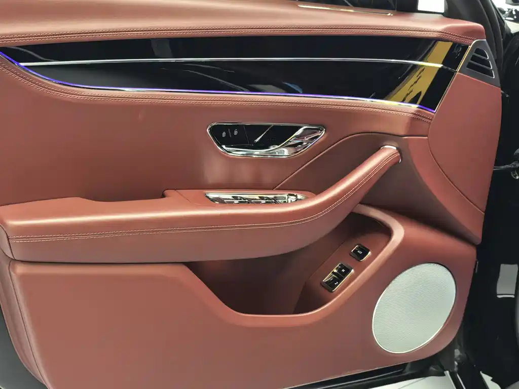 Bentley Bentley Flying Spur 2022 4.0T V8 Standard Edition 2023 - thumbnail 14
