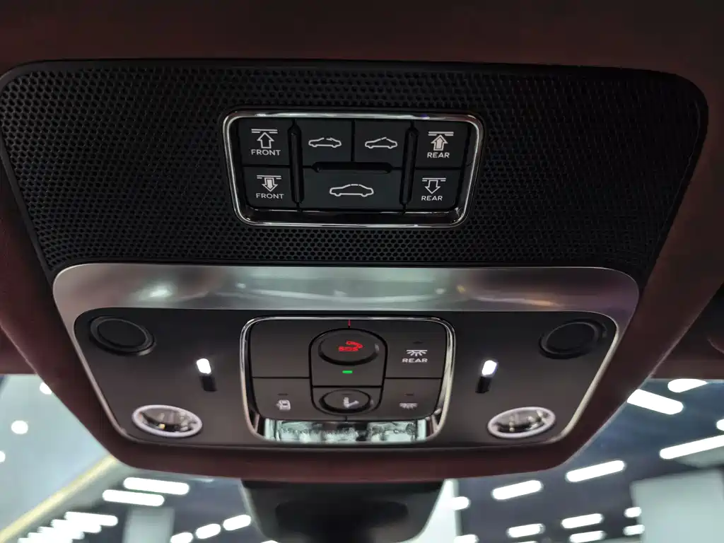 Bentley Bentley Flying Spur 2022 4.0T V8 Standard Edition 2023 - thumbnail 24