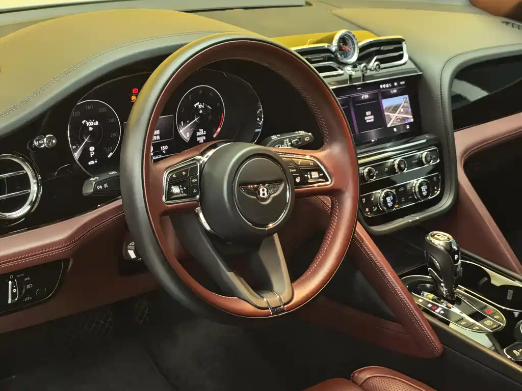 Bentley Bentley Flying Spur 2022 4.0T V8 Standard Edition 2023 - thumbnail 26