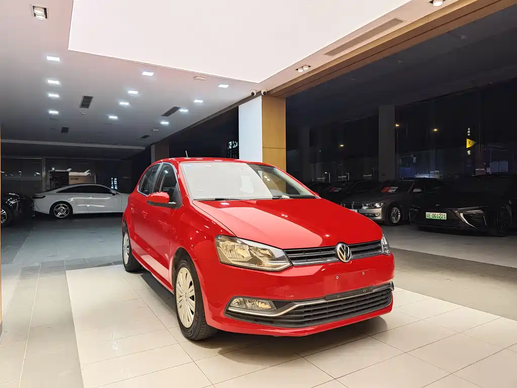 Volkswagen Volkswagen Polo 2018 1.5L Automatic Comfort Model 2019 - thumbnail 4