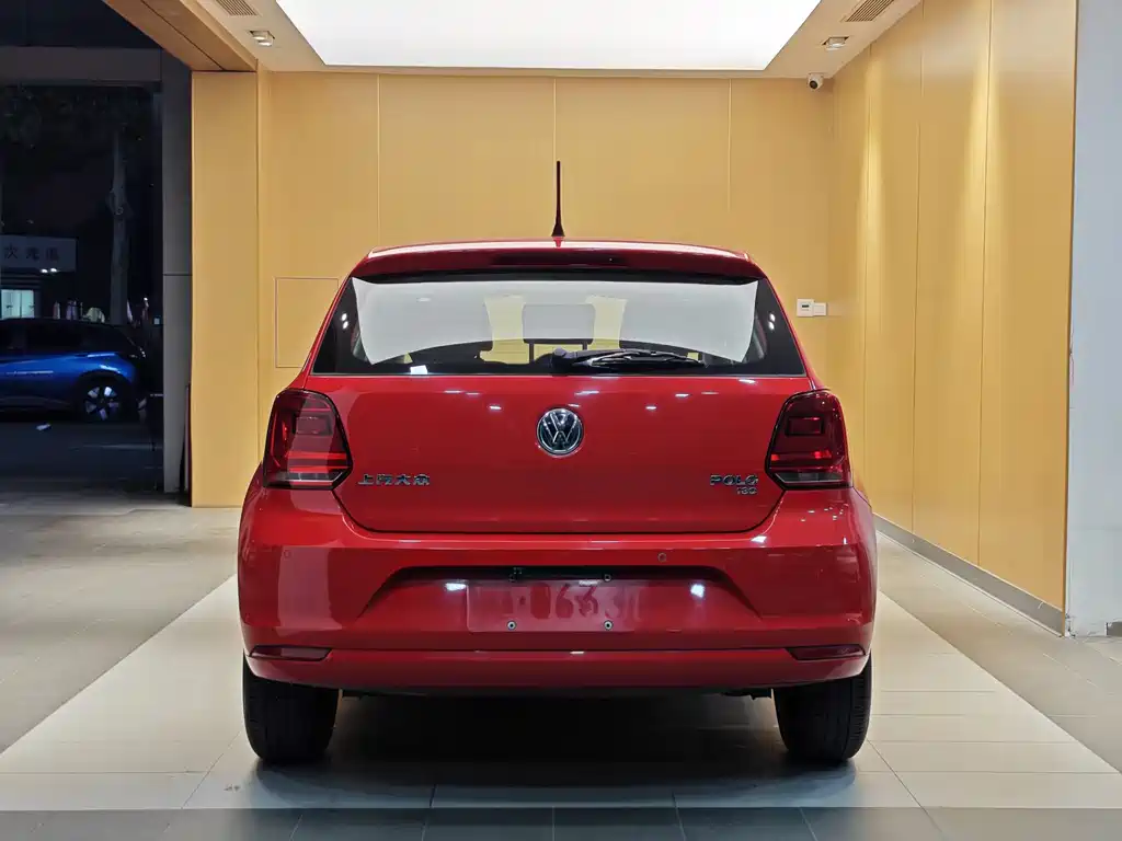 Volkswagen Volkswagen Polo 2018 1.5L Automatic Comfort Model 2019 - thumbnail 26