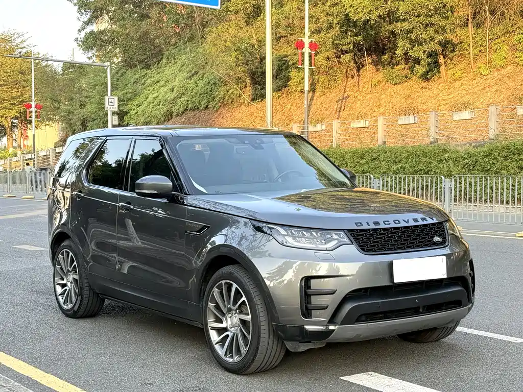 Land Rover Discovery 2017 3.0 SC V6 SE 2018 - thumbnail 3