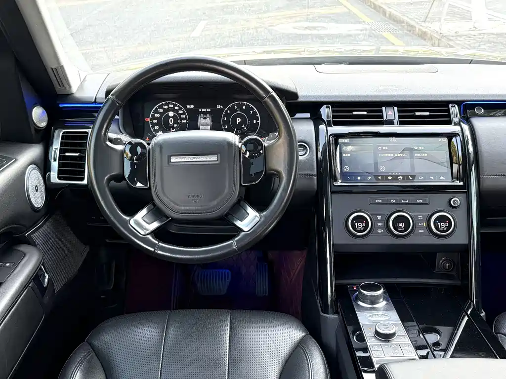 Land Rover Discovery 2017 3.0 SC V6 SE 2018 - thumbnail 16