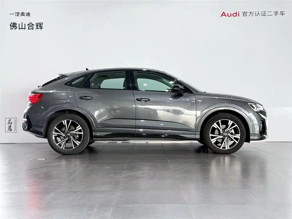 Audi Audi Q3 Sportback 2022 40 TFSI Fashion Edition 2022 - thumbnail 3