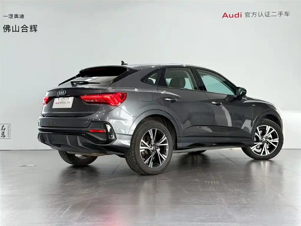 Audi Audi Q3 Sportback 2022 40 TFSI Fashion Edition 2022 - thumbnail 4