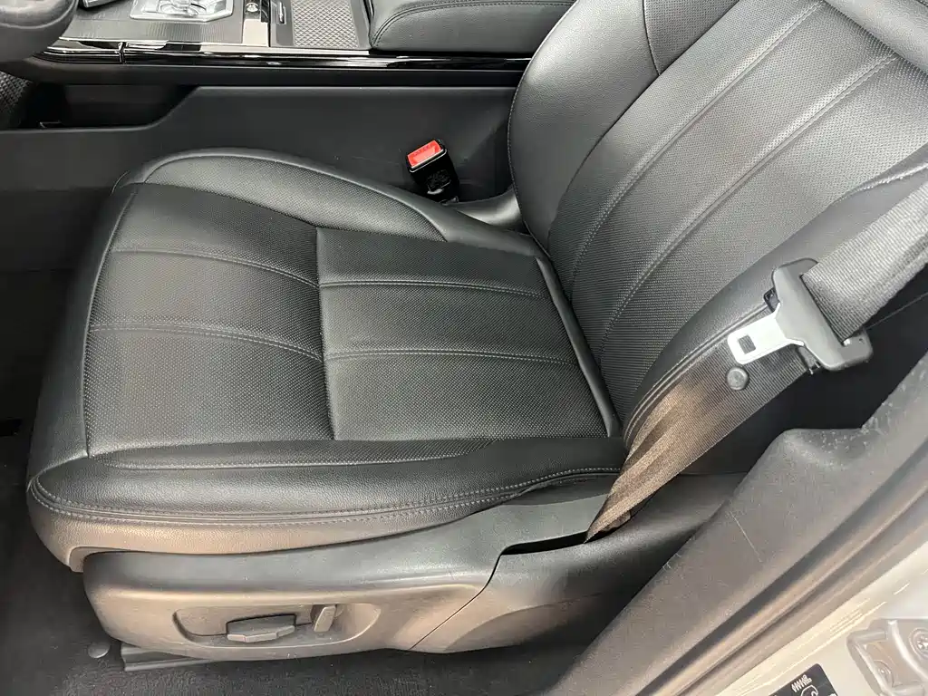 Land Rover Range Rover Evoque 2021 Model Year Evoque L 200PS R-Dynamic Standard Elite Edition 2022 - thumbnail 6
