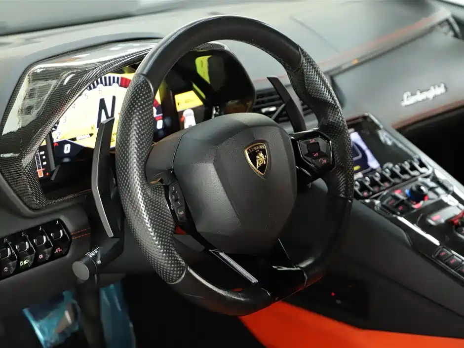 Lamborghini Lamborghini Aventador LP 700-4 2016 - thumbnail 16