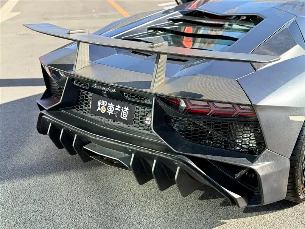 Lamborghini Lamborghini Aventador LP 700-4 2016 - thumbnail 27