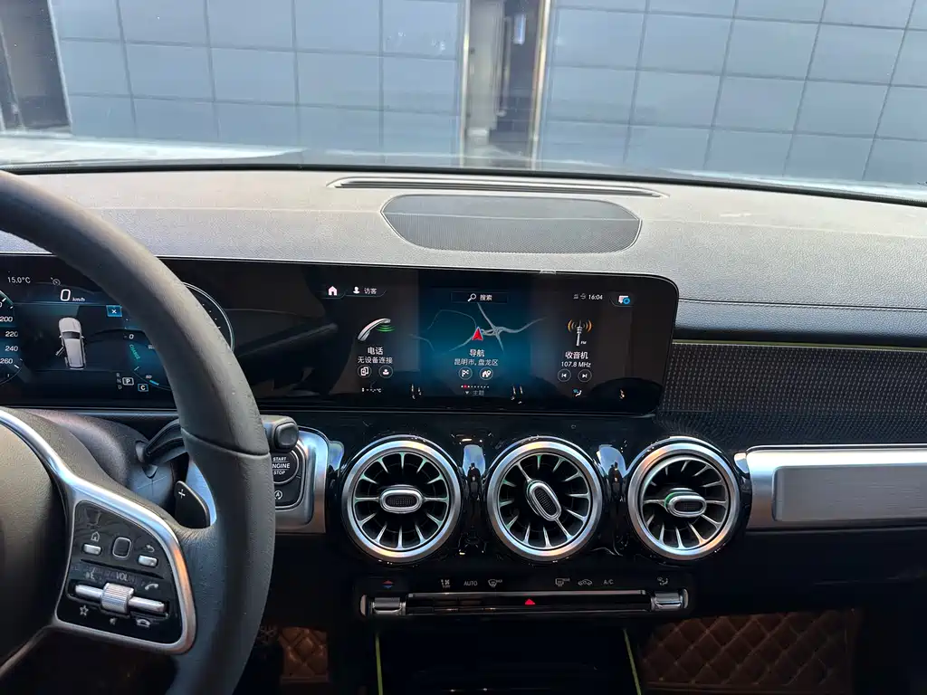 Mercedes-Benz Mercedes-Benz GLB 2021 GLB 200 Style 2021 - thumbnail 13