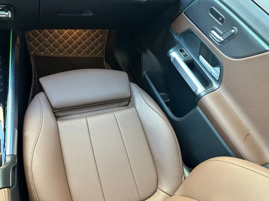 Mercedes-Benz Mercedes-Benz GLB 2021 GLB 200 Style 2021 - thumbnail 19