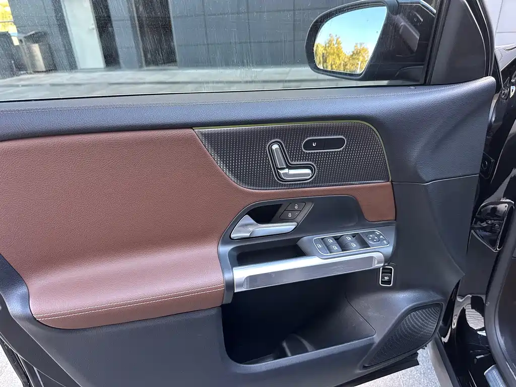 Mercedes-Benz Mercedes-Benz GLB 2021 GLB 200 Style 2021 - thumbnail 23