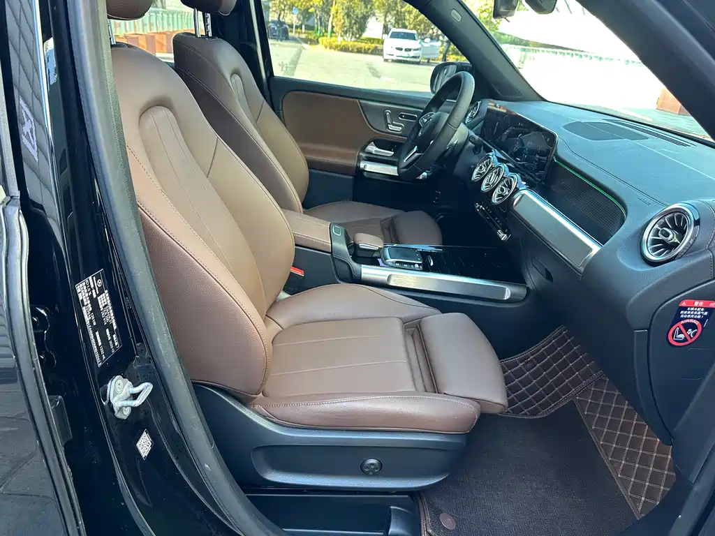 Mercedes-Benz Mercedes-Benz GLB 2021 GLB 200 Style 2021 - thumbnail 26