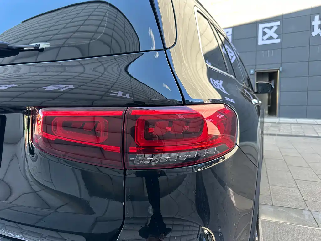 Mercedes-Benz Mercedes-Benz GLB 2021 GLB 200 Style 2021 - thumbnail 30