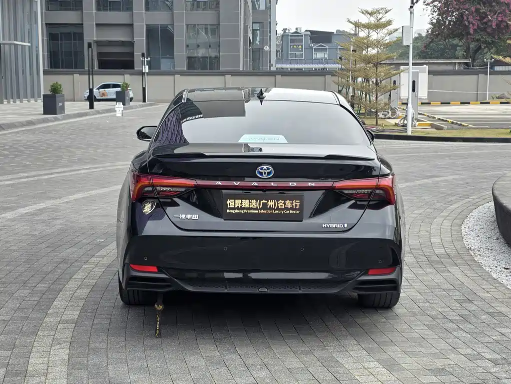 Toyota Toyota Avalon 2022 Hybrid 2.5L Luxury Edition 2022 - thumbnail 6