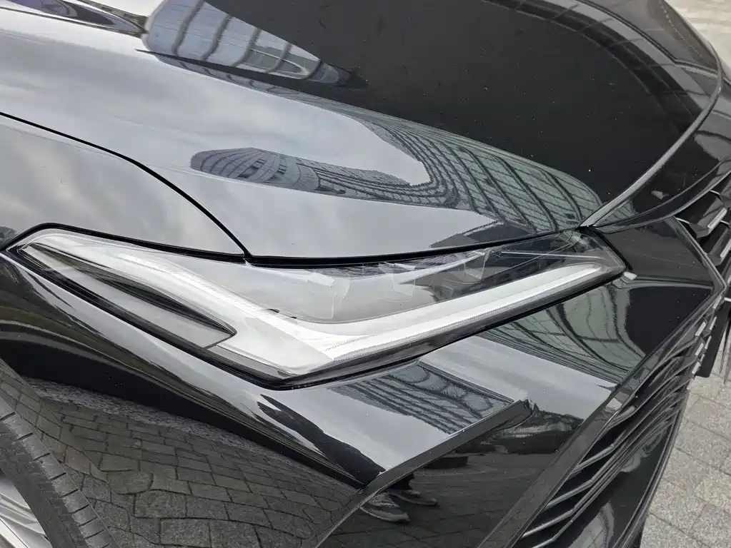 Toyota Toyota Avalon 2022 Hybrid 2.5L Luxury Edition 2022 - thumbnail 11