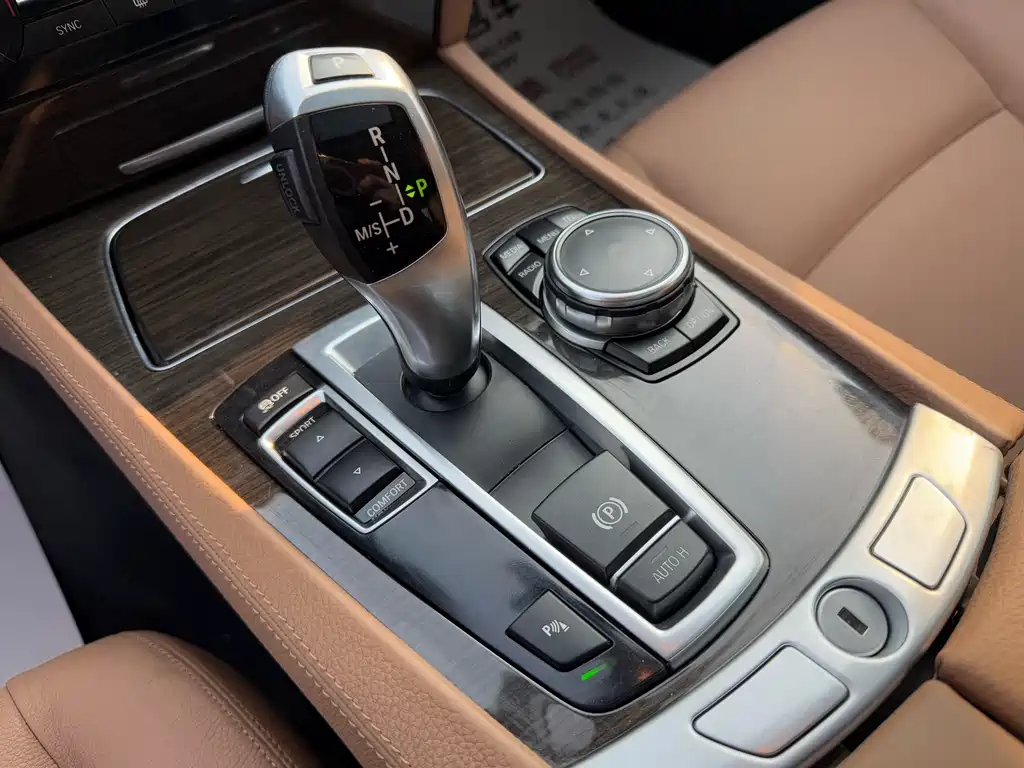 BMW BMW 7 Series 2014 730Li Premium Edition 2015 - thumbnail 11
