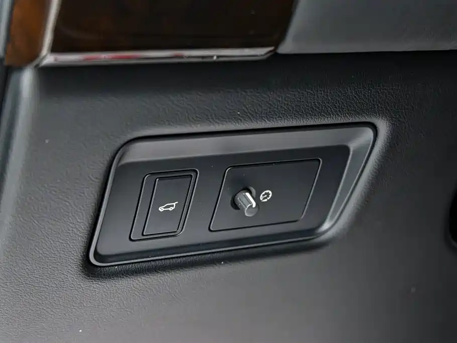 Land Rover Range Rover 2020 3.0 L6 Autobiography Long Wheelbase 2020 - thumbnail 26
