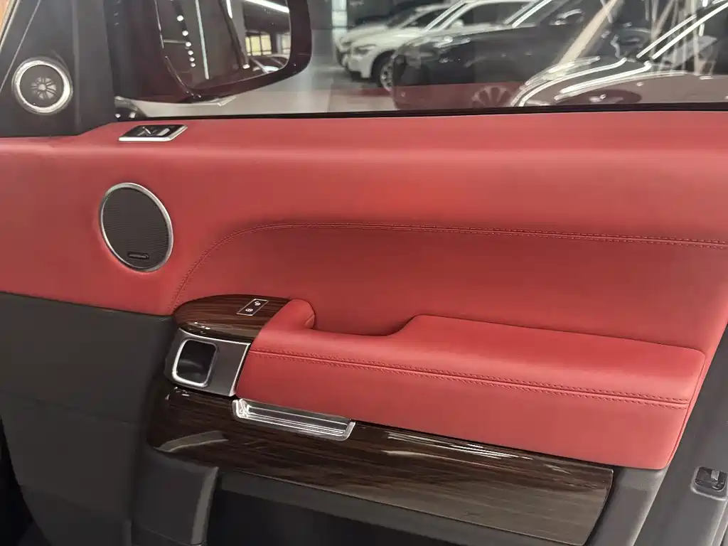 Land Rover Range Rover 2016 3.0T Diesel Middle East Version 2016 - thumbnail 18