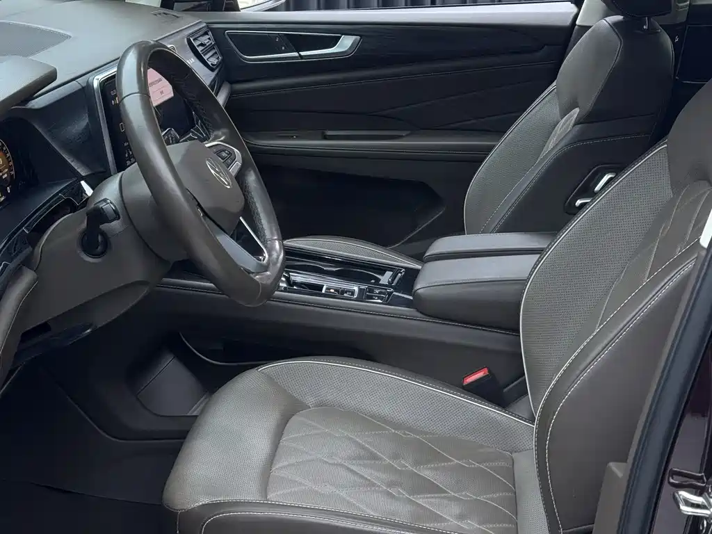 Volkswagen Viloran 2022 380TSI Premium Edition 2022 - thumbnail 11