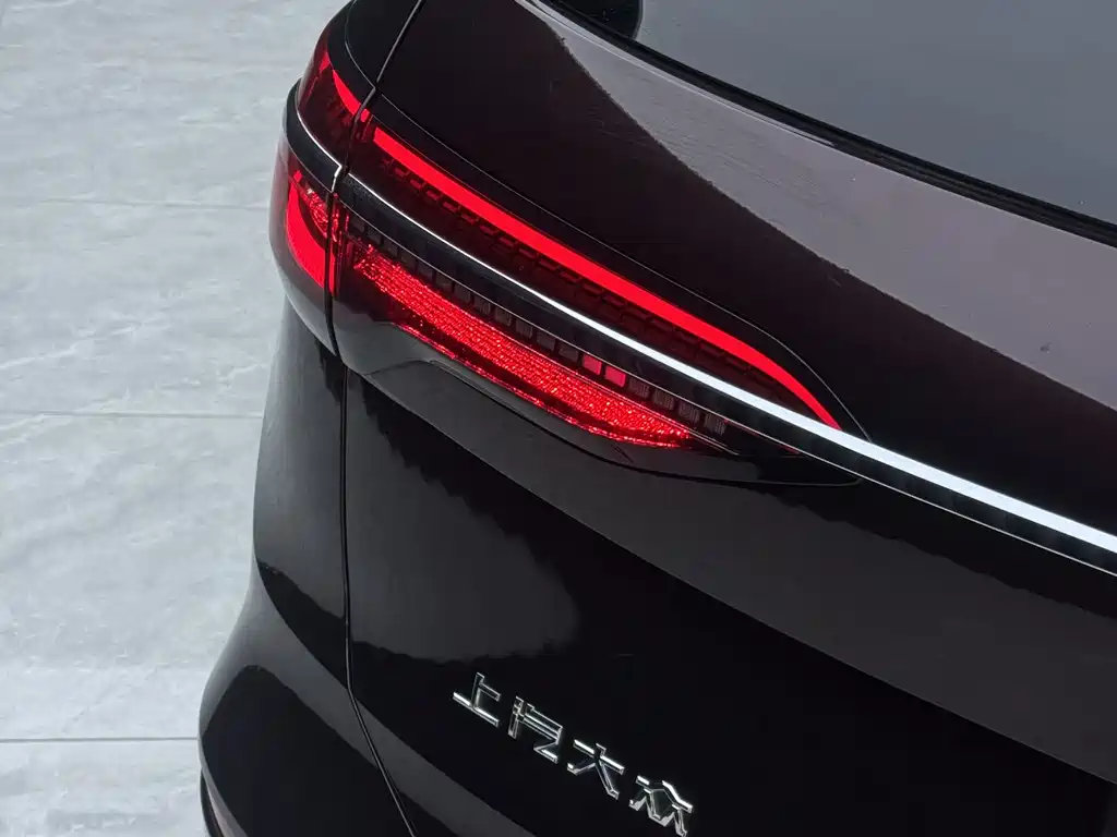 Volkswagen Viloran 2022 380TSI Premium Edition 2022 - thumbnail 13