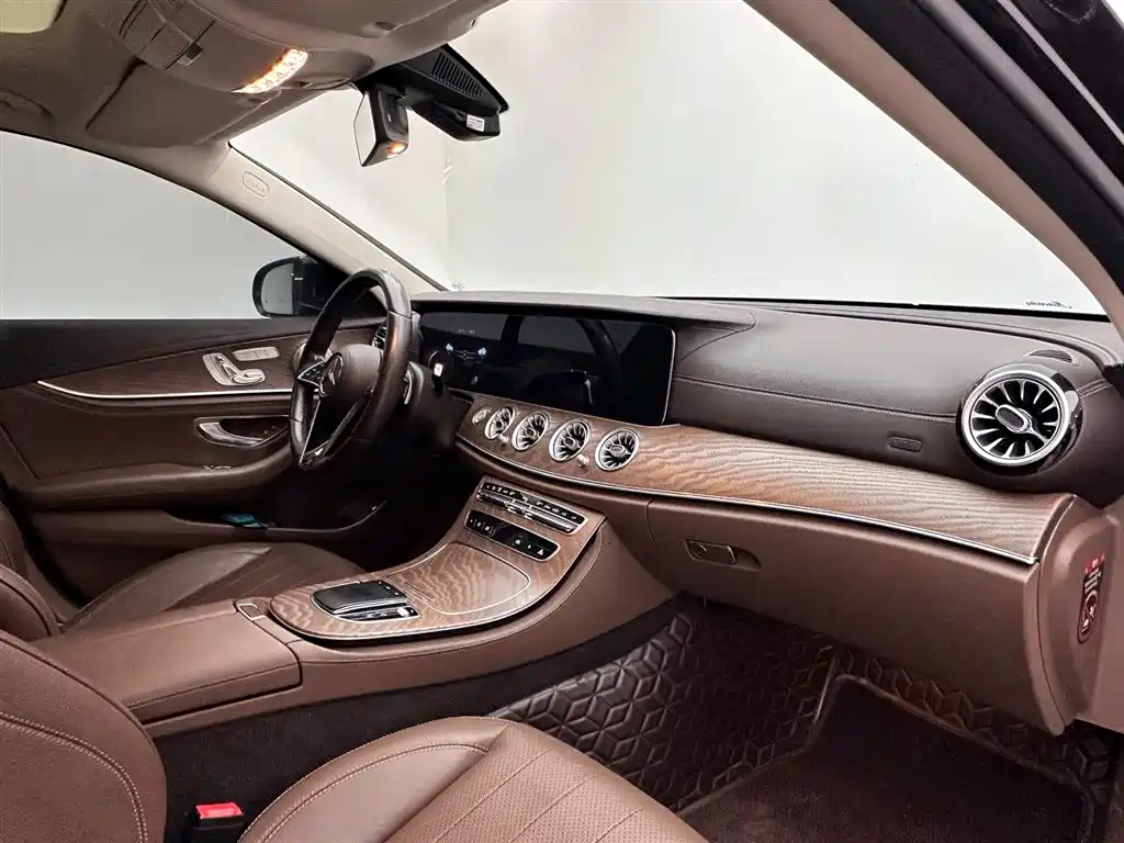Mercedes-Benz Mercedes-Benz E-Class 2021 Model Year Facelift E 300 L Luxury Edition 2021 - thumbnail 11