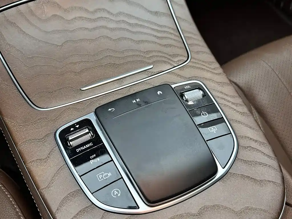 Mercedes-Benz Mercedes-Benz E-Class 2021 Model Year Facelift E 300 L Luxury Edition 2021 - thumbnail 15