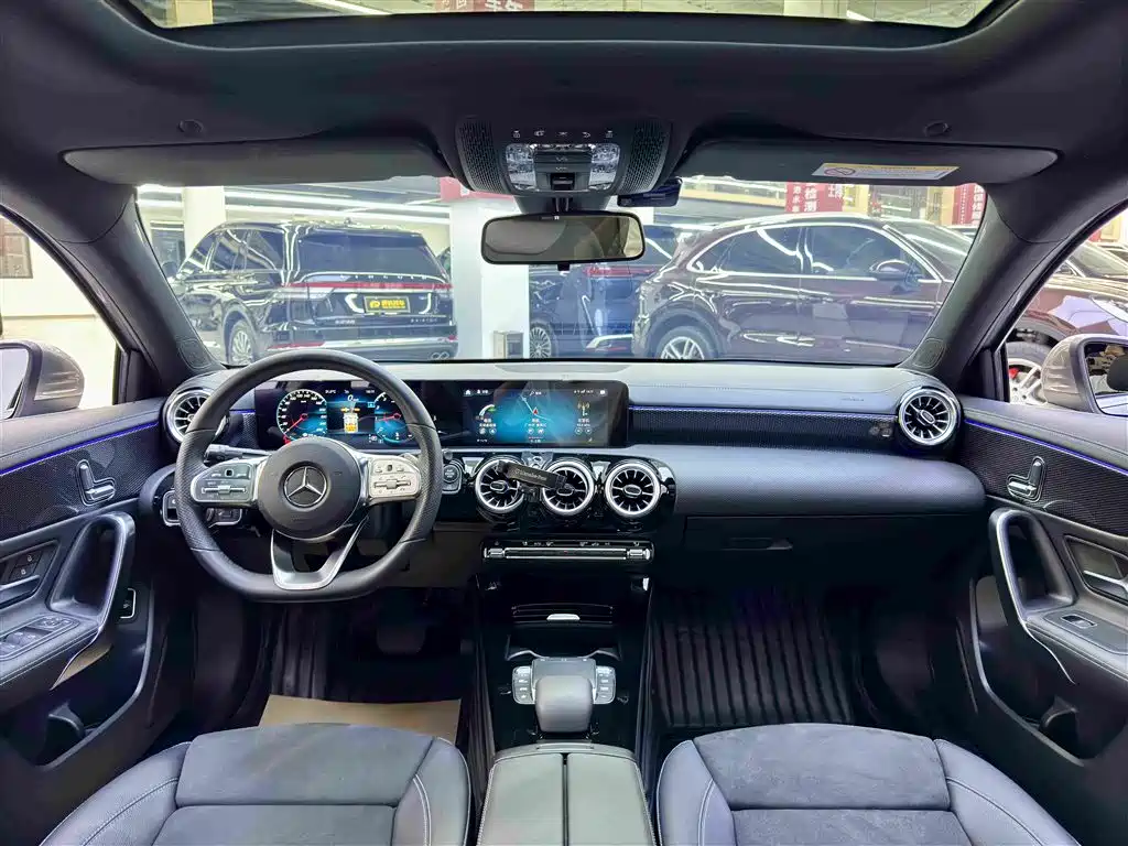Mercedes-Benz Mercedes-Benz A-Class 2021 A 200 L Sport Sedan Fashion Edition 2021 - thumbnail 9