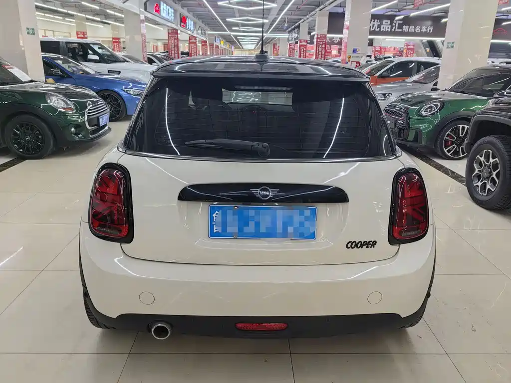 MINI MINI 2021 1.5T COOPER Artist 2020 - thumbnail 4